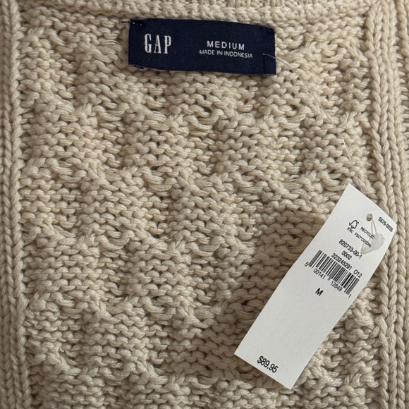 100% Cotton Oversized Cable-Knit Sweater - Picture 3 of 3